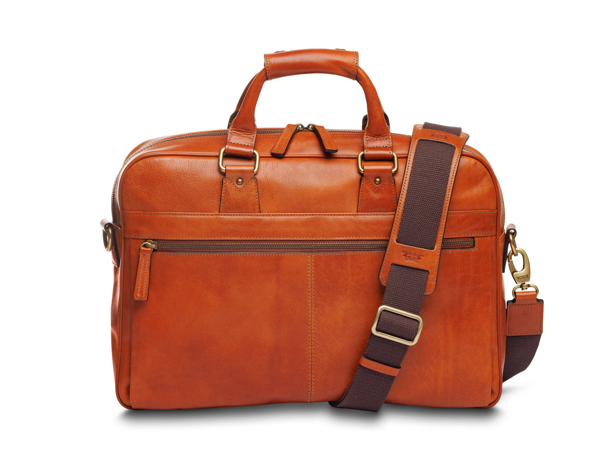 Bosca Italia Single Gusset Stringer Bag